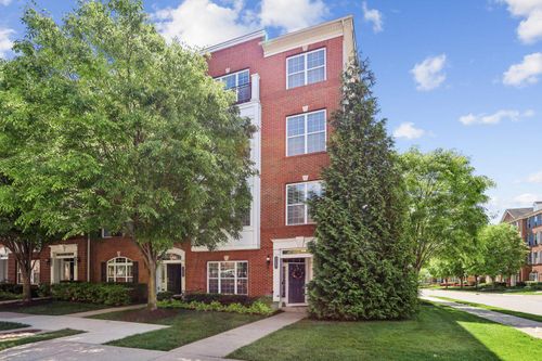 43087 Thoroughfare Gap Ter, ASHBURN, VA, 20148-7070 | Card Image