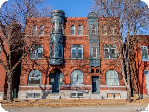 2337 S 7th St, Saint Louis, MO, 63104-4239 | Card Image