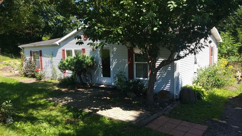 34 First Street Street, Ellwood City, PA, 16117 | Card Image