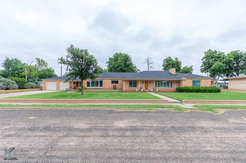 503 S Central Ave, Knox City, TX, 79529-2315 | Card Image