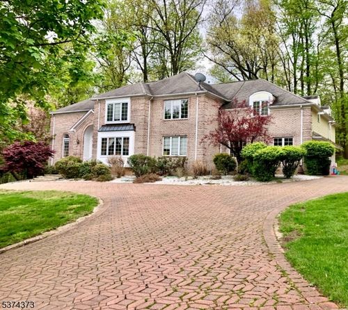 29 Tall Timber Dr, Morristown, NJ, 07960-2616 | Card Image