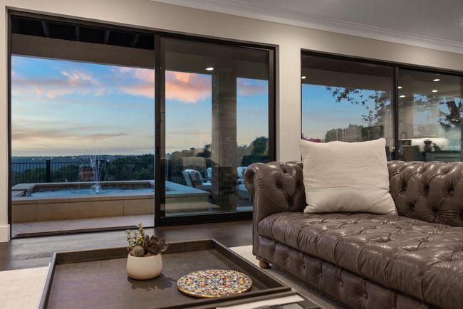 7201 Holly Fern Cv, House other with 3 bedrooms, 3 bathrooms and 6 parking in Austin TX | Image 14