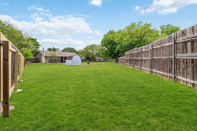 11204 Applewood Dr, House other with 4 bedrooms, 2 bathrooms and 4 parking in Austin TX | Image 25