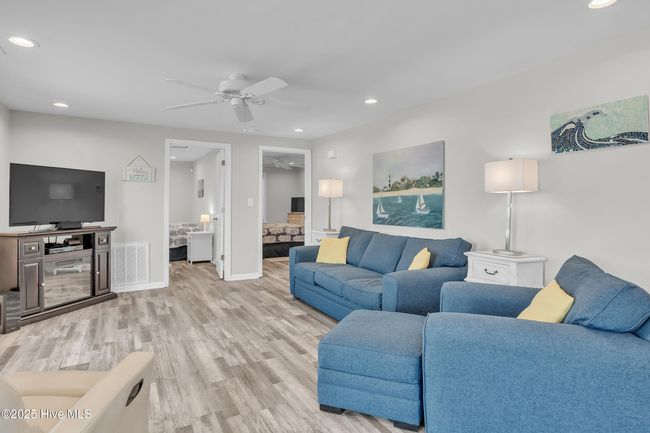 1057 Salter Path Rd, House other with 2 bedrooms, 2 bathrooms and null parking in Salter Path NC | Image 18