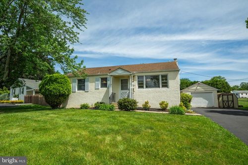 22 Mapleview Dr, FEASTERVILLE TREVOSE, PA, 19053-2444 | Card Image