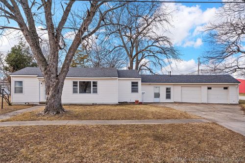 709 N Cherokee Ave, Dewey, OK, 74029-2303 | Card Image