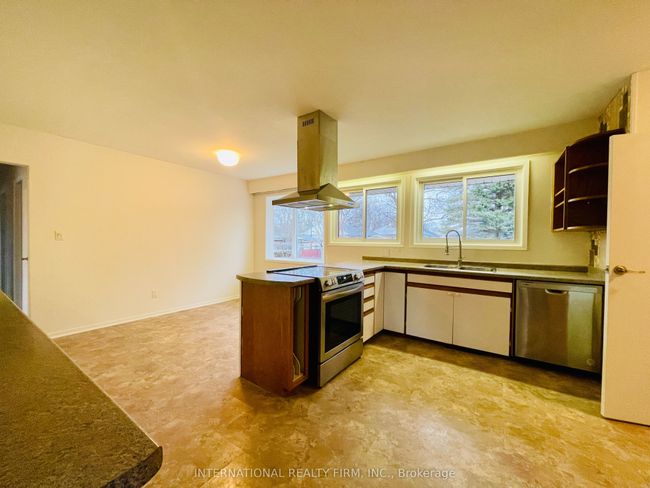 474 Fitch St, House other with 4 bedrooms, 3 bathrooms and 4 parking in Welland ON | Image 25