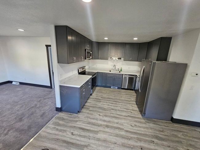 1-2 - 501 E 9 Th St, Home with 6 bedrooms, 2 bathrooms and null parking in Merrill WI | Image 8