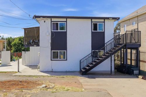 332 35th Street, San Diego, CA, 92102 | Card Image