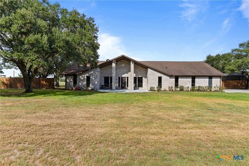 1107 Fairlane Dr, Ganado, TX, 77962-2103 | Card Image