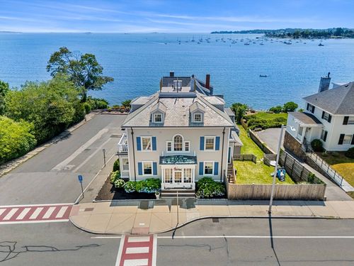 79 Lothrop St, Beverly, MA, 01915-5811 | Card Image