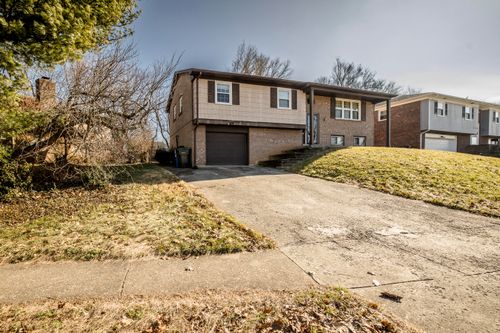 2147 Deauville Dr, Lexington, KY, 40504-1313 | Card Image