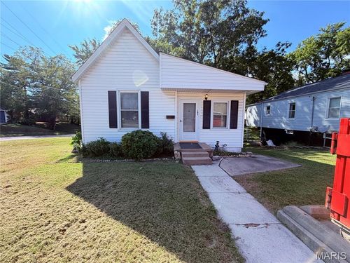 103 N Jefferson Avenue, Collinsville, IL, 62234 | Card Image