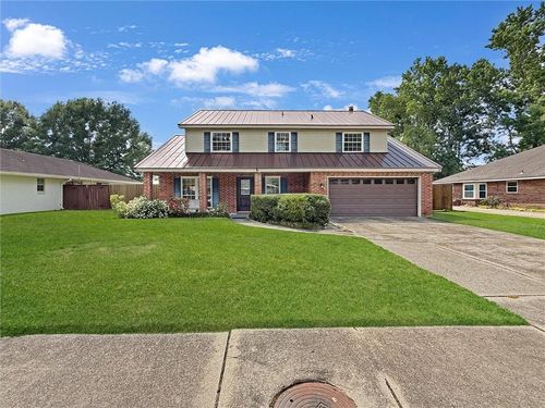 116 Stratford Dr, Slidell, LA, 70458-1746 | Card Image