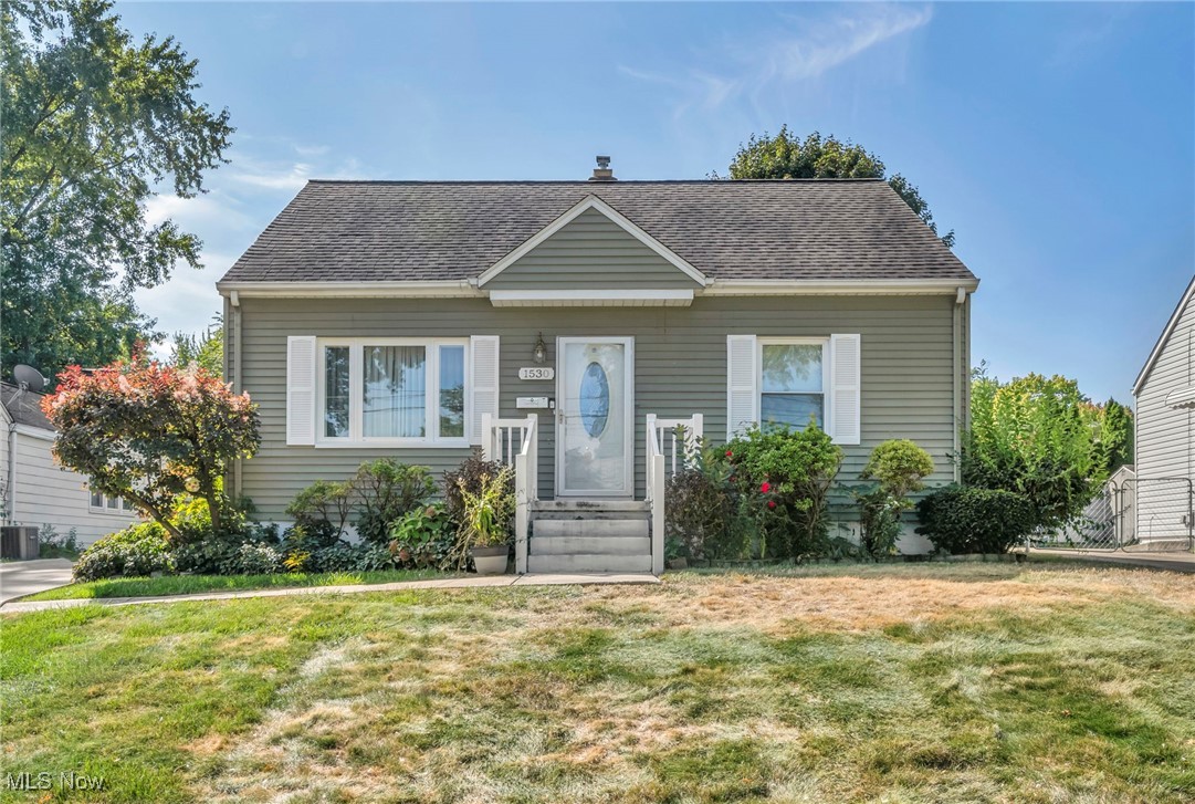 Multnoma Ave, Akron, OH 44305