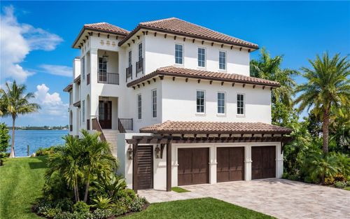 1835 Bayou Grande Blvd Ne, ST PETERSBURG, FL, 33703-1909 | Card Image