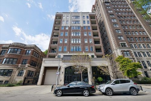 502-434 W Melrose St, Chicago, IL, 60657-3816 | Card Image