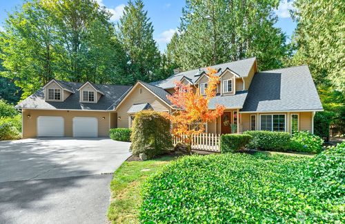 20201 Ne 163rd Street, Woodinville, WA, 98077 | Card Image