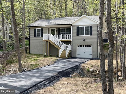 5281 Trevino Dr, MCGAHEYSVILLE, VA, 22840-3321 | Card Image