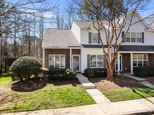 6031 Cougar Lane, Charlotte, NC, 28269 | Card Image