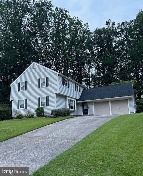 26 Cricket Ln, TURNERSVILLE, NJ, 08012-2140 | Card Image