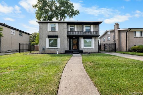 24561 Seneca St, Oak Park, MI, 48237-1777 | Card Image