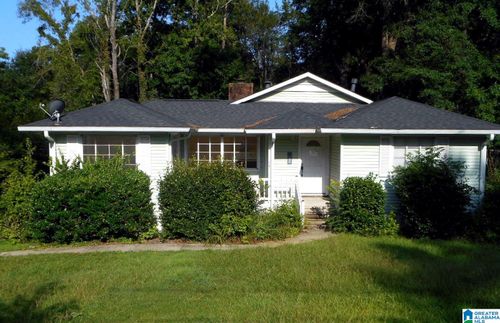 110 Cedar Ln, HUEYTOWN, AL, 35023-2212 | Card Image