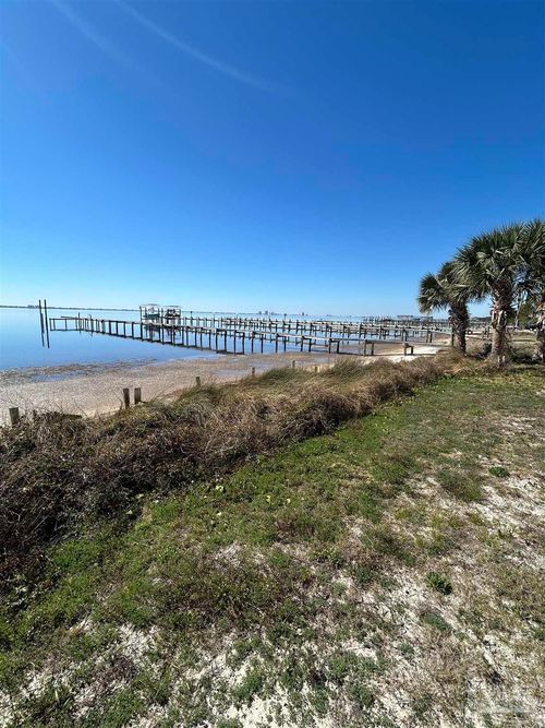 3171 Bay St, Gulf Breeze, FL, 32563-5306 | Card Image