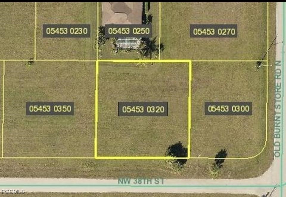 Land in Cape Coral