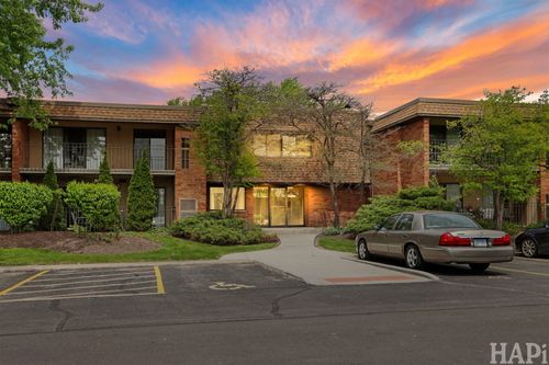 124-70 Old Oak Dr, Buffalo Grove, IL, 60089-3619 | Card Image