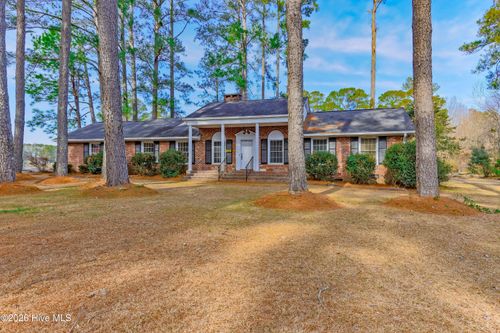 110 Annie Faye Norris Ln, Teachey, NC, 28464-9550 | Card Image