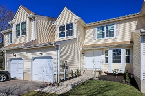 3 Cheyenne Trl, Branchburg, NJ, 08876-5480 | Card Image