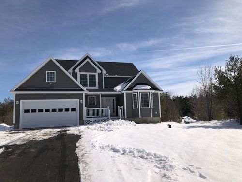 8 Tanya Lane, Brentwood, NH, 03833 | Card Image