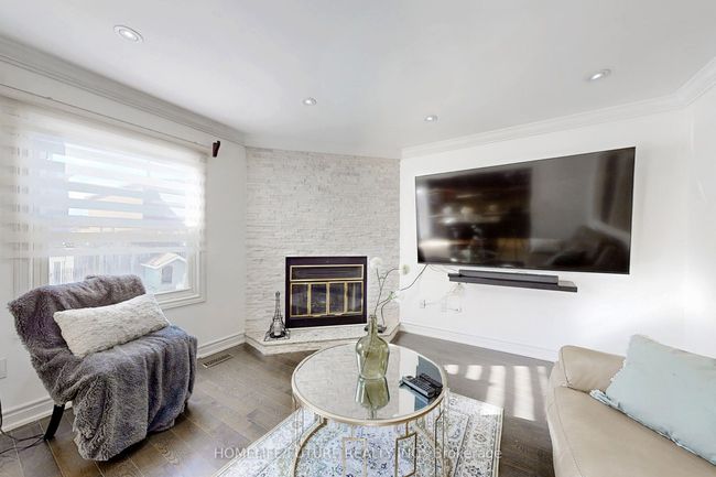 102 Stather Cres, House other with 4 bedrooms, 4 bathrooms and 4 parking in Markham ON | Image 12