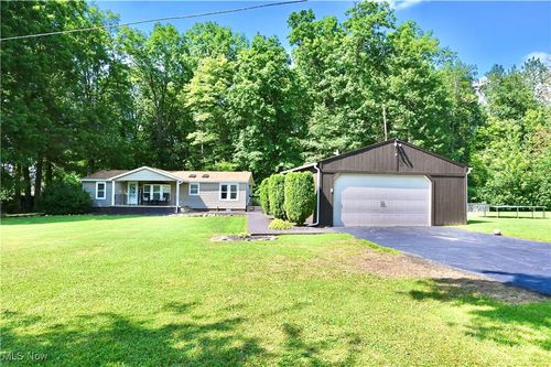 3982 Pritchard Ohltown Rd, Newton Falls, OH, 44444-9712 | Card Image