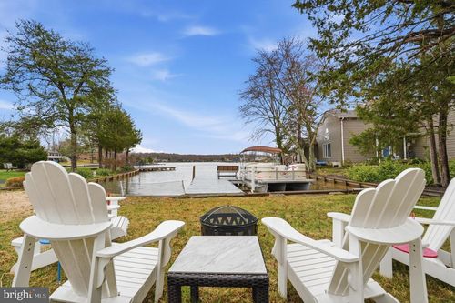 1353 Lakeview Pkwy, LOCUST GROVE, VA, 22508-5310 | Card Image