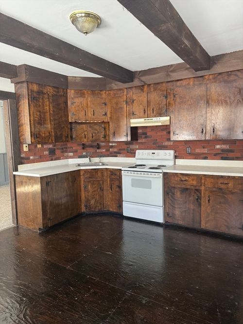 b-68 Lovering St, Medway, MA, 02053-2321 | Card Image