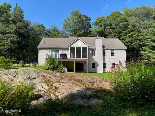 40 Ryan Rd, Washington, MA, 01223-9453 | Card Image