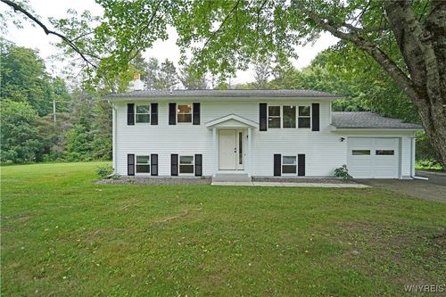 3394 Gunzen Dr, Cortland, NY, 13045-9347 | Card Image