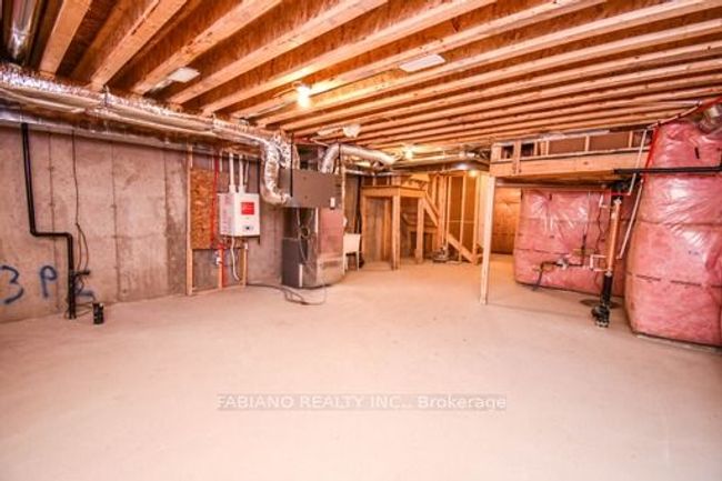 36 Autumn Dr, House attached with 3 bedrooms, 3 bathrooms and 1 parking in Wasaga Beach ON | Image 24