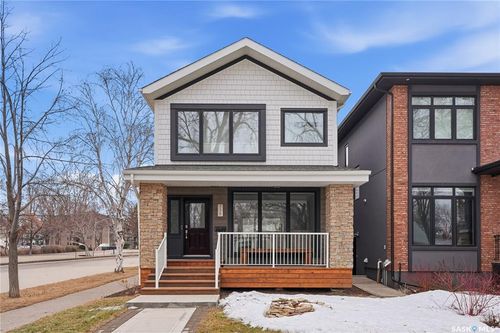 738 Main St, Saskatoon, SK, S7H0K1 | Card Image