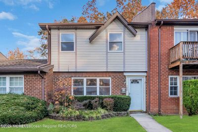 102 Belinda Court, Condo with 2 bedrooms, 1 bathrooms and null parking in Brick NJ | Image 1