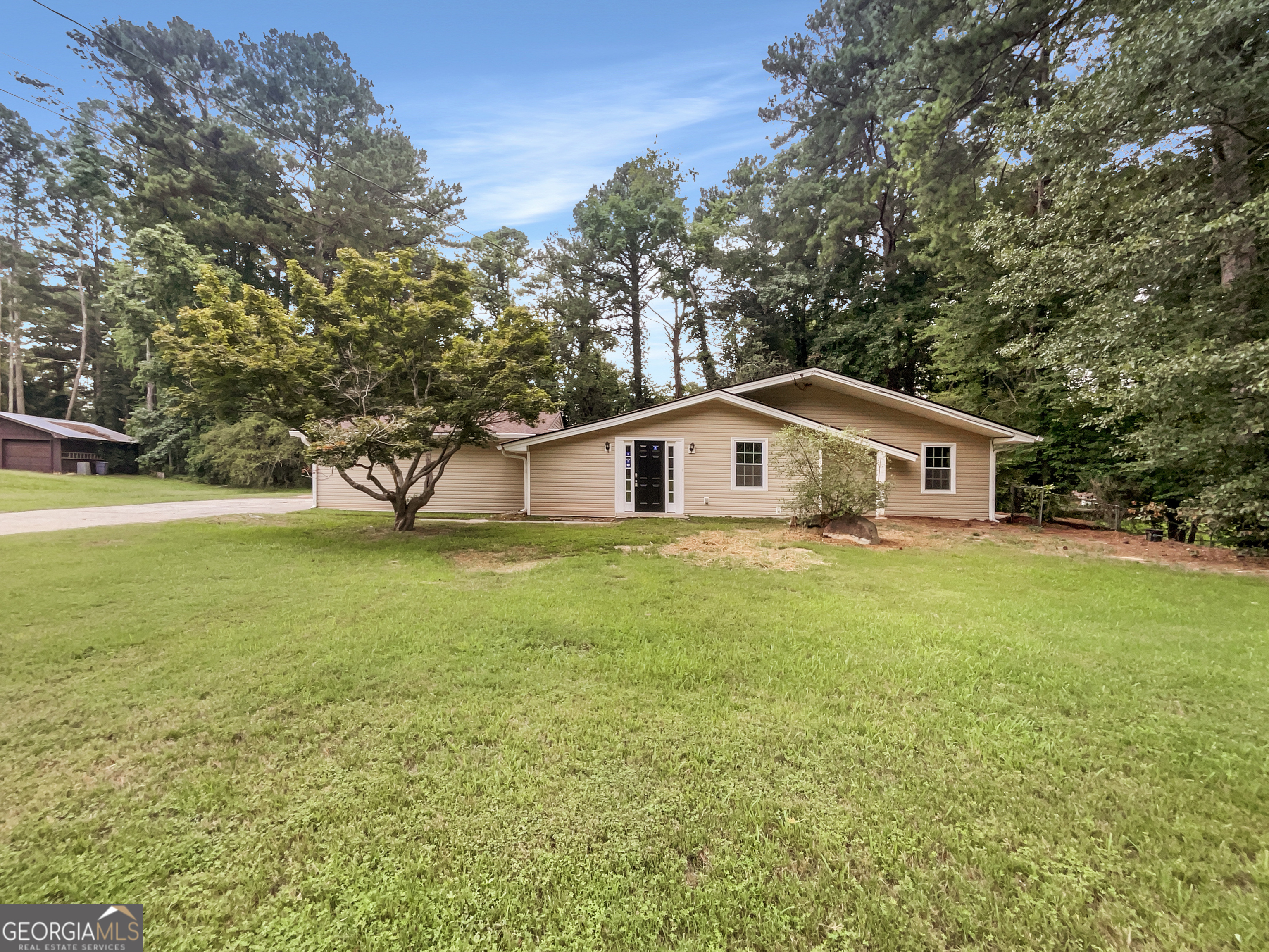 Russian River Dr, Atlanta, GA 30349