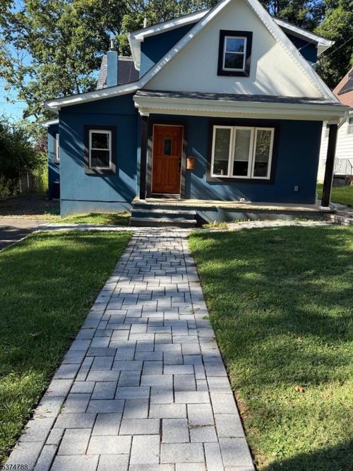 311 Jefferson Ave, North Plainfield, NJ, 07060-3607 | Card Image