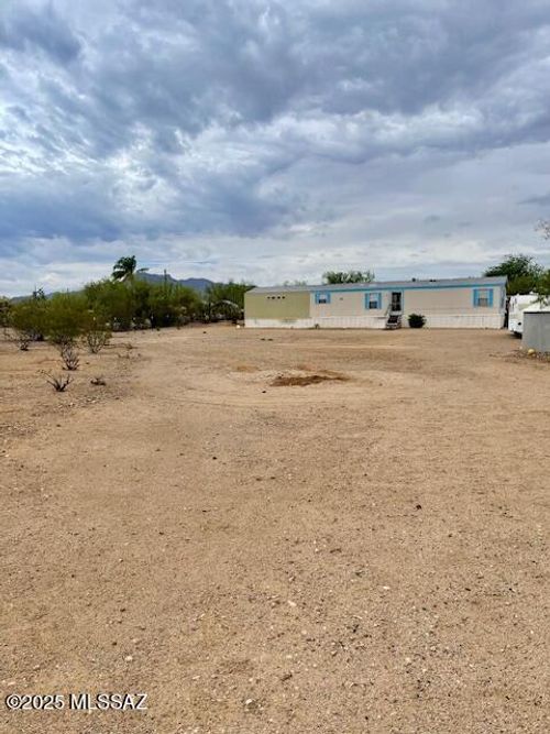 10655 W Anthony Dr, Tucson, AZ, 85743-8424 | Card Image