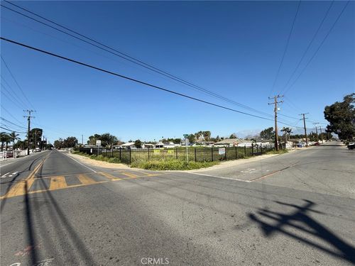 10621 Jurupa Rd, Jurupa Valley, CA, 91752-1866 | Card Image