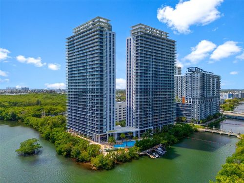 3201-16385 Biscayne Blvd, Aventura, FL, 33160-5487 | Card Image