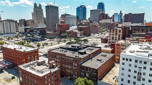 apt-201-306 7th St, Kansas City, MO, 64105-1530 | Card Image