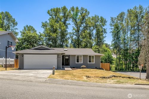2607 S 379th Pl, Federal Way, WA, 98003-7554 | Card Image