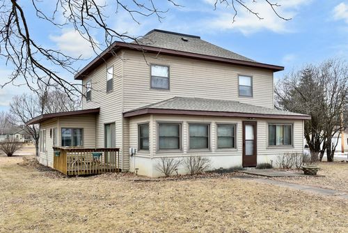 300 S Dodge St, Kellogg, MN, 55945-9627 | Card Image